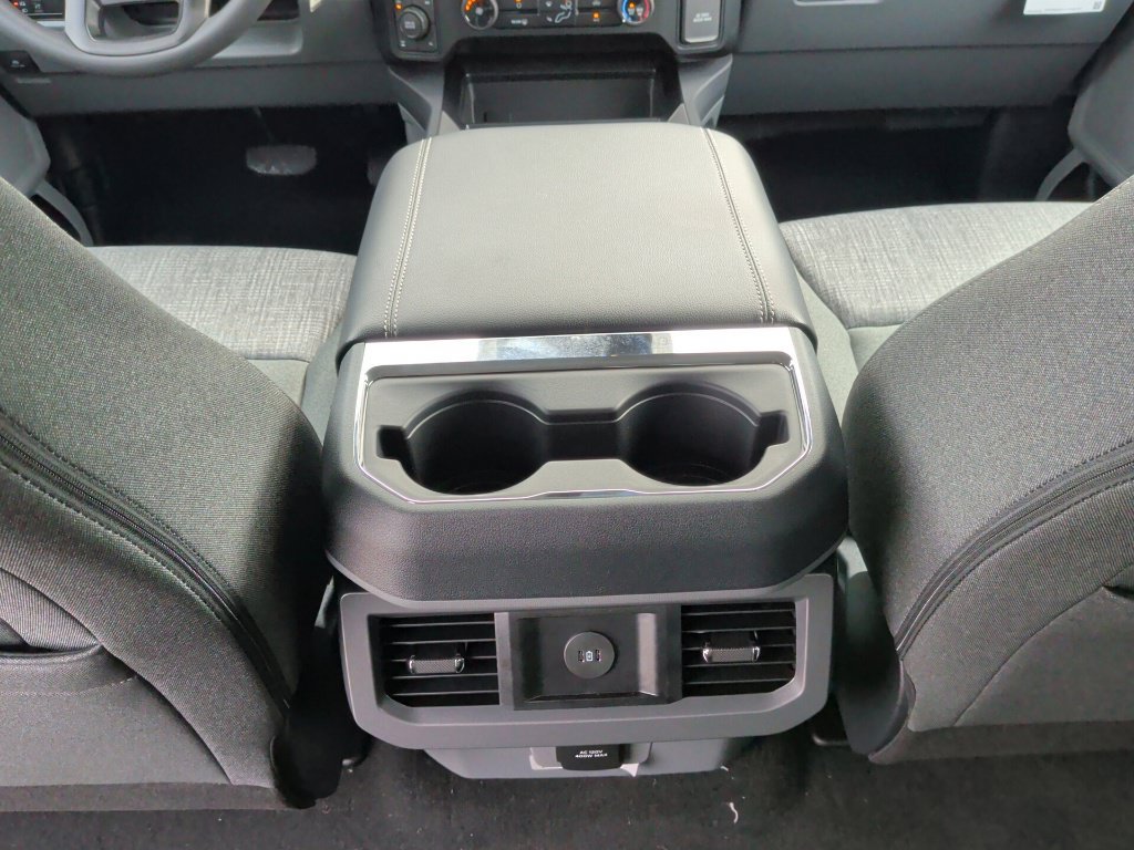 Used 2027 Ford F250 XLT w/ FX4 Off-Road Package AWD/4WD image 35