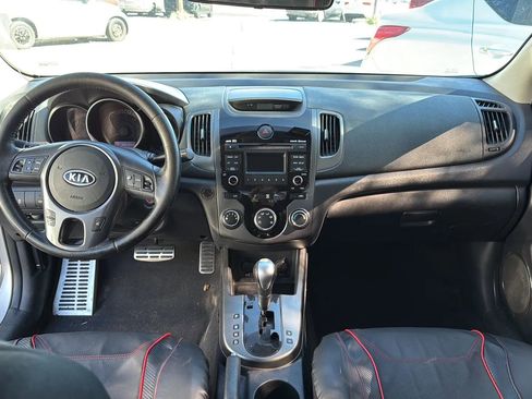 Used 2010 Kia Forte Koup SX w/ Leather Pkg image 11