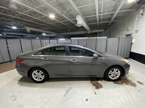 Used 2012 Hyundai Sonata GLS w/ Popular Equipment Pkg FWD image 27