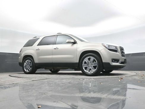 Used 2017 GMC Acadia Limited SLT image 23