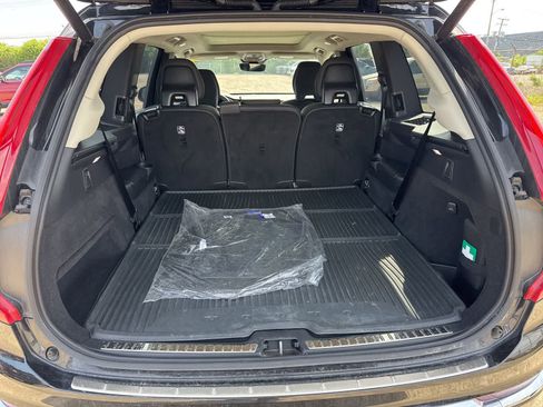 Used 2024 Volvo XC90 B6 Plus w/ Protection Package Premier AWD/4WD image 14