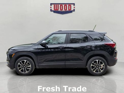 Used 2025 Chevrolet TrailBlazer LT image 4