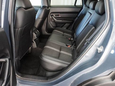 Used 2024 MAZDA CX-50 AWD 2.5 S w/ Preferred Package image 11