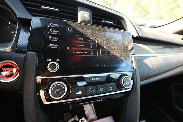 Used 2020 Honda Civic Sport image 9