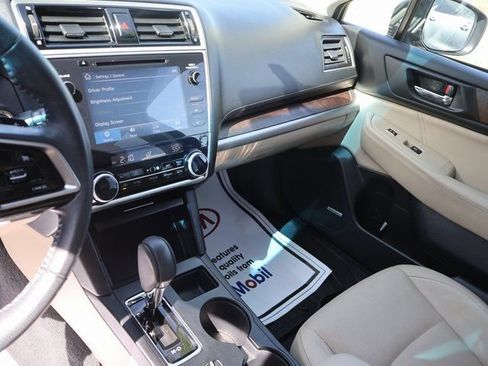 Used 2018 Subaru Outback 2.5i Limited w/ Popular Package #2 image 31