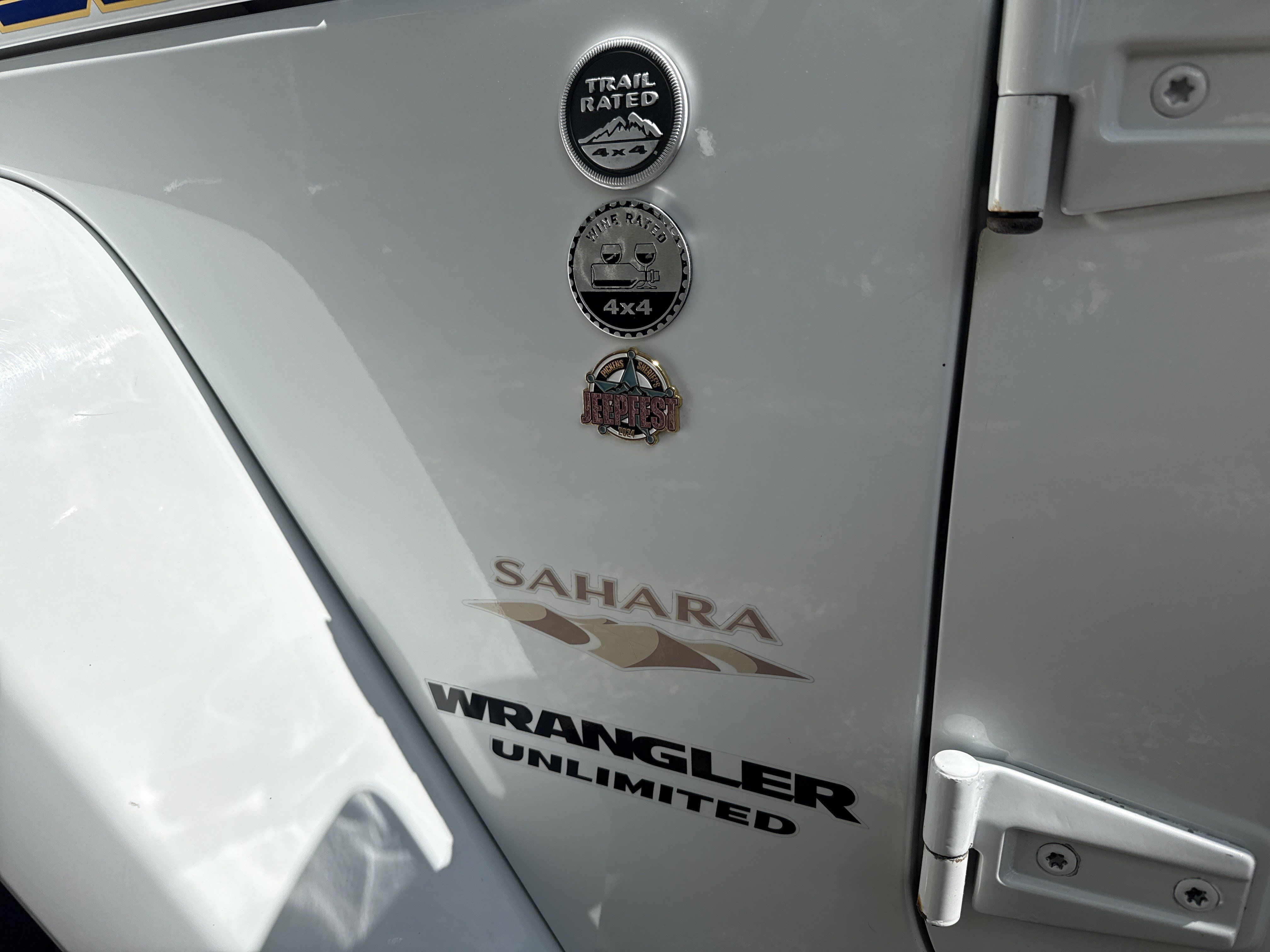 Used 2013 Jeep Wrangler Unlimited Sahara w/ Dual Top Group AWD/4WD image 11