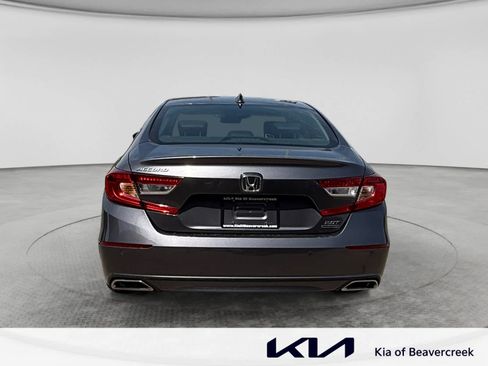 Used 2022 Honda Accord Touring image 6