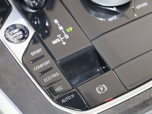 Used 2022 BMW X5 xDrive40i w/ Executive Package image 29