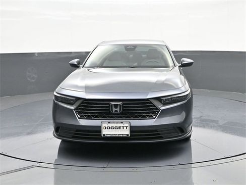 Certified 2025 Honda Accord LX image 27