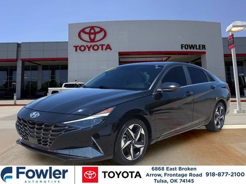 Used 2023 Hyundai Elantra Limited FWD image 1