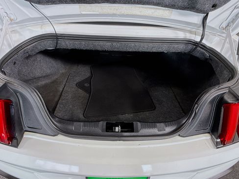 Used 2018 Ford Mustang Premium image 33