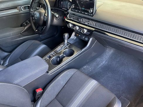 Used 2022 Honda Civic Sport image 19