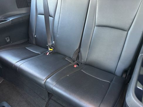 Used 2025 Toyota Grand Highlander FWD image 35