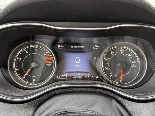 Certified 2023 Jeep Cherokee Altitude Lux AWD/4WD image 18