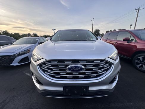 Used 2019 Ford Edge Titanium w/ Cold Weather Package AWD/4WD image 1