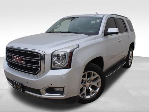 Used 2017 GMC Yukon SLE w/ SLE Value Package image 1