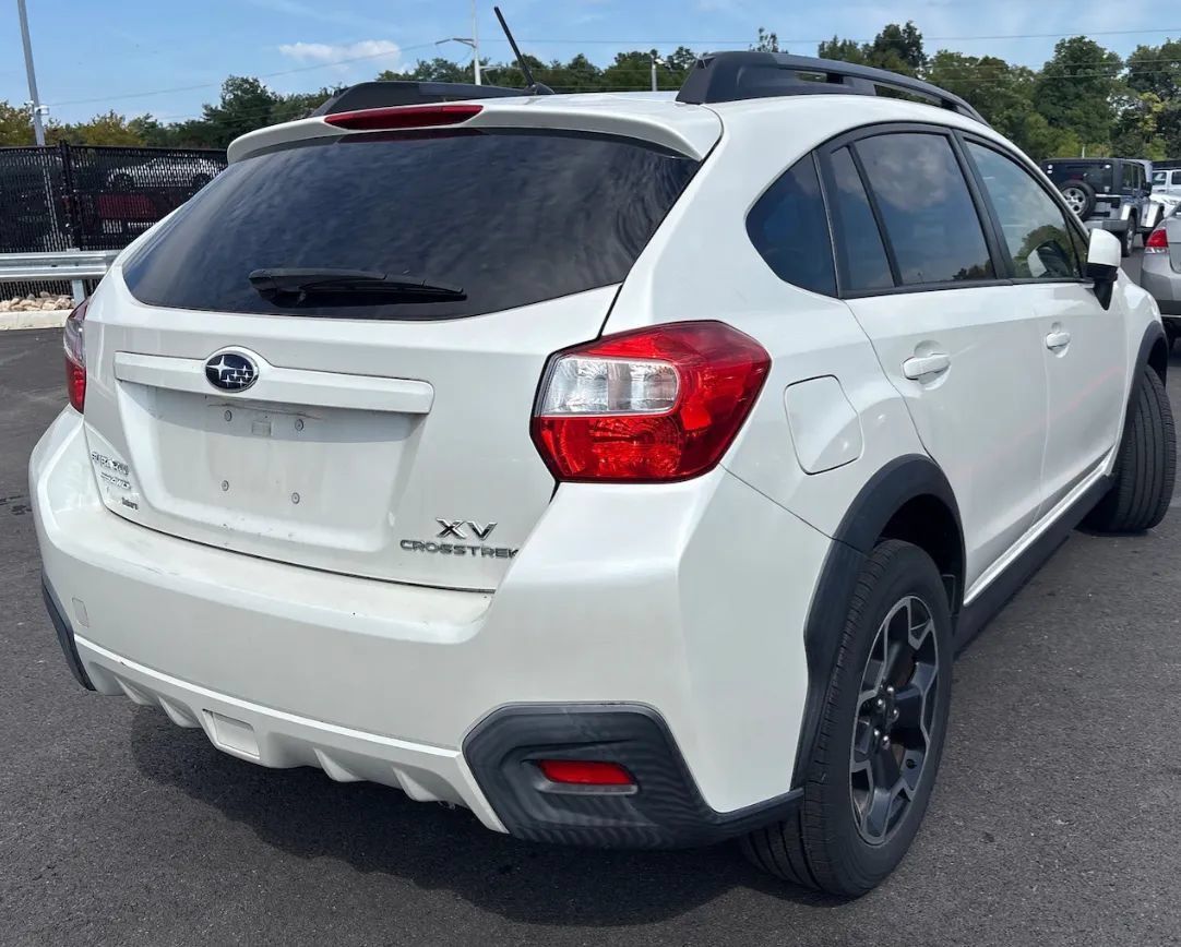 Used 2014 Subaru Crosstrek 2.0i Premium AWD/4WD image 7