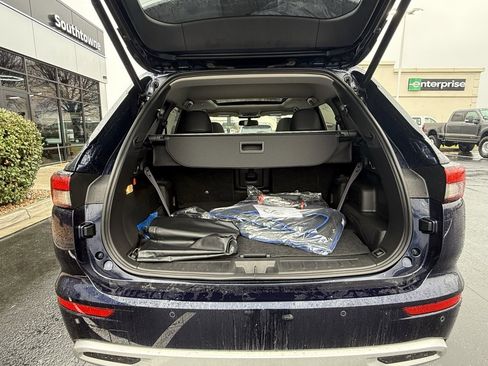 Used 2025 Mitsubishi Outlander SE image 27