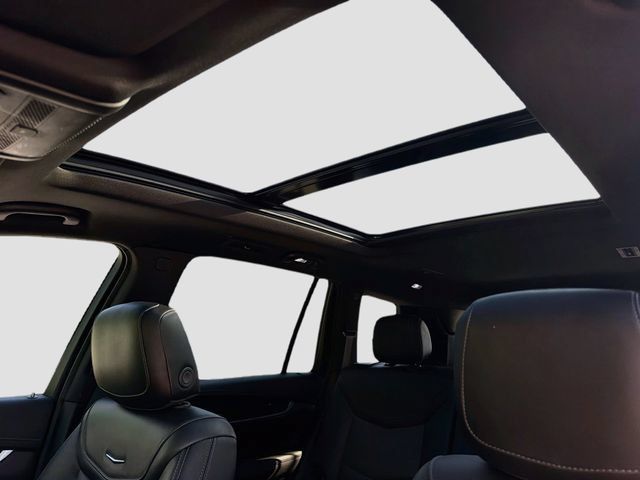 Used 2024 Cadillac XT6 Premium Luxury FWD image 29