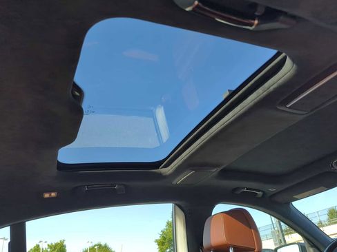 Used 2018 BMW 750i xDrive image 23