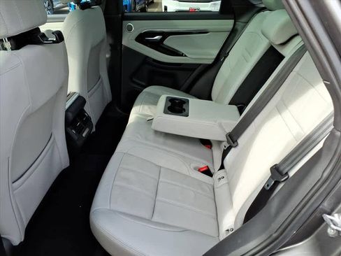 Used 2020 Land Rover Range Rover Evoque SE image 9