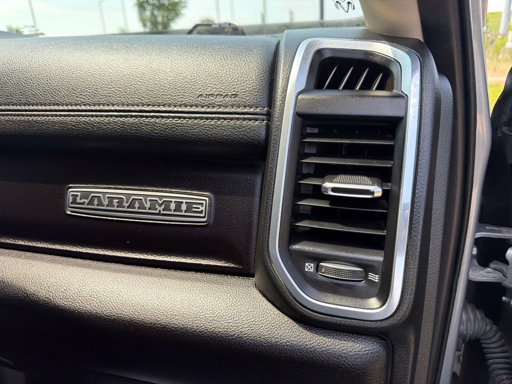 Used 2022 RAM 3500 Laramie AWD/4WD image 17