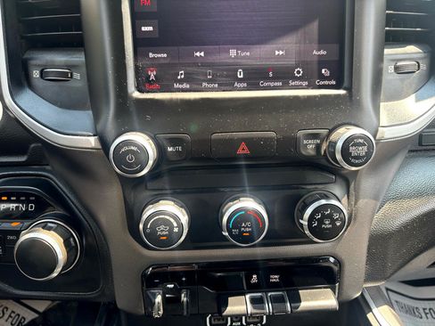 Used 2019 RAM 2500 Big Horn image 30