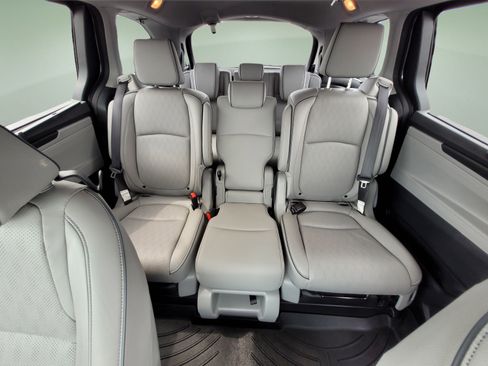 Used 2024 Honda Odyssey Elite image 24
