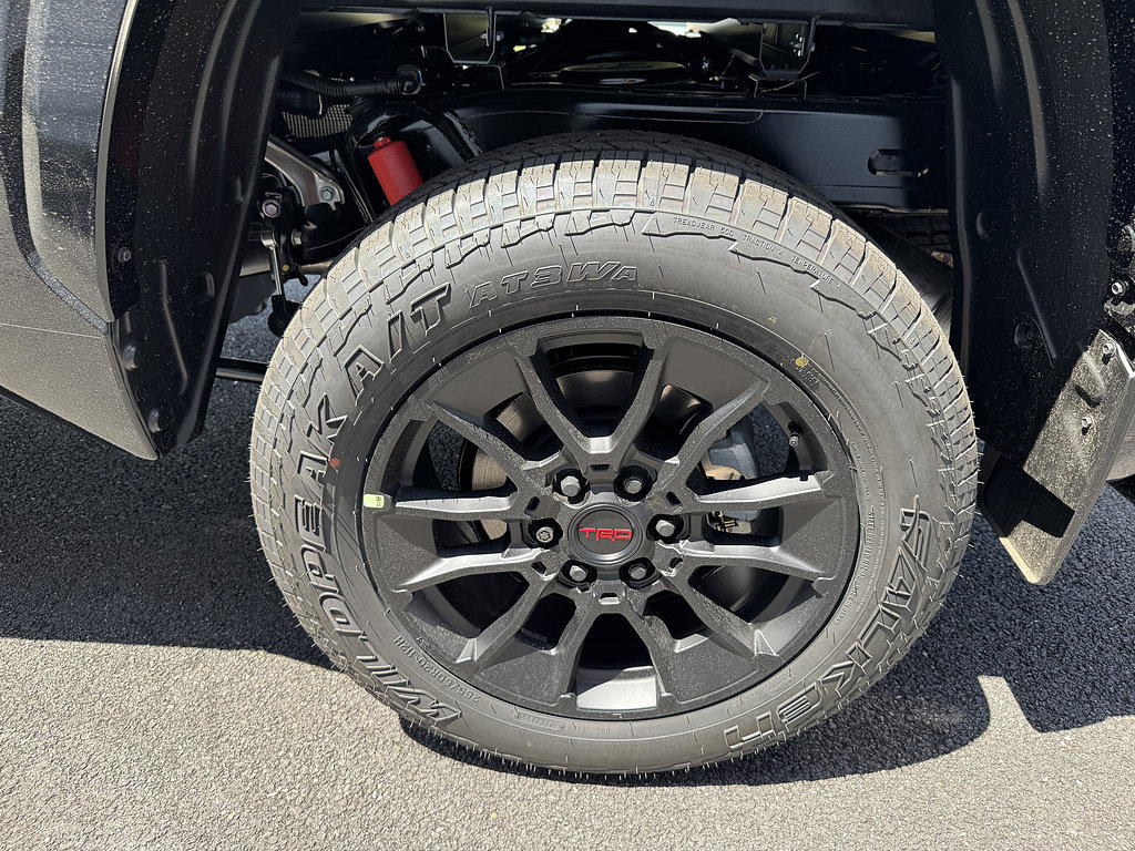 New 2026 Toyota Tundra Platinum w/ TRD Off-Road Package AWD/4WD image 27