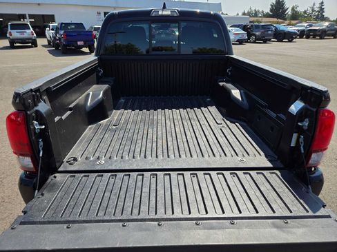 Certified 2023 Toyota Tacoma SR AWD/4WD image 13