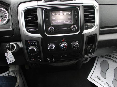 Used 2023 RAM 1500 Classic SLT image 17