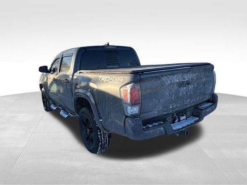 Used 2020 Toyota Tacoma TRD Sport image 8