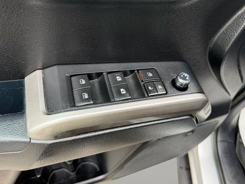 Used 2017 Toyota Tacoma Limited w/ Tow Package image 29