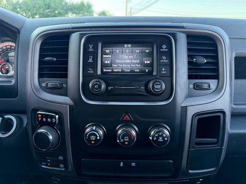 Used 2017 RAM 1500 Express AWD/4WD image 24