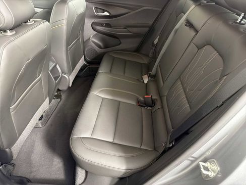 Used 2024 Buick Envista Avenir image 19