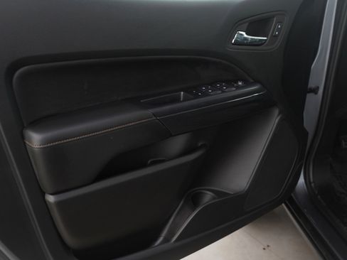 Used 2022 GMC Canyon AT4 w/ Trailering Package image 25