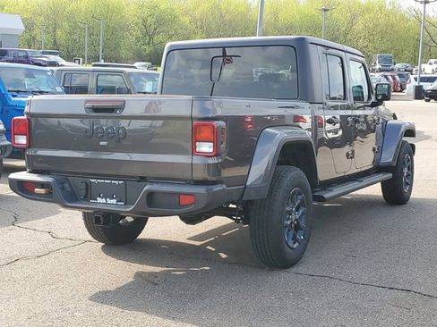 New 2026 Jeep Gladiator Sport AWD/4WD image 7