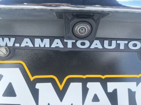 Used 2023 GMC Terrain SLT image 5