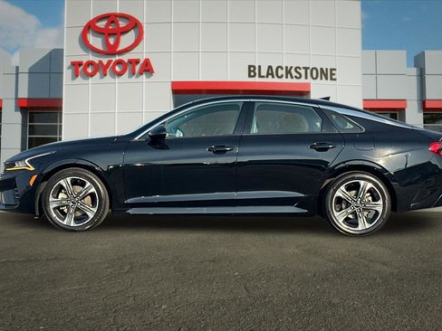 Used 2021 Kia K5 EX image 6