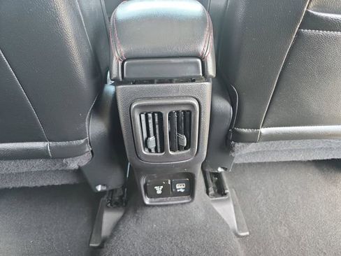 Used 2020 Jeep Compass Trailhawk image 15