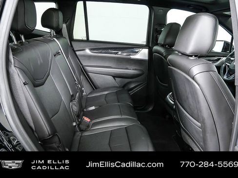 Used 2020 Cadillac XT6 Premium Luxury image 24
