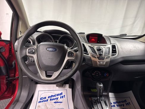 Used 2011 Ford Fiesta SE w/ Super Fuel Economy Pkg image 14