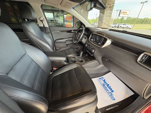 Used 2018 Kia Sorento EX w/ EX Advanced Touring Package FWD image 27