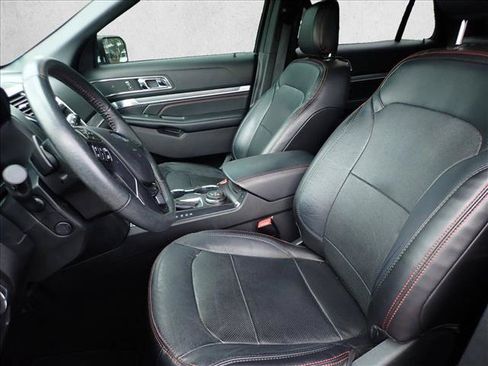 Used 2019 Ford Explorer Sport w/ Equipment Group 401A AWD/4WD image 12