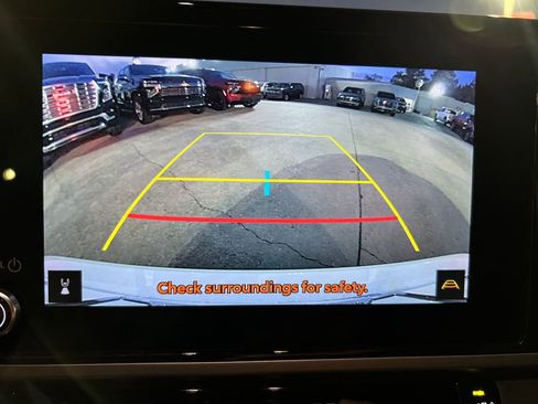 Used 2025 Toyota Camry LE image 20