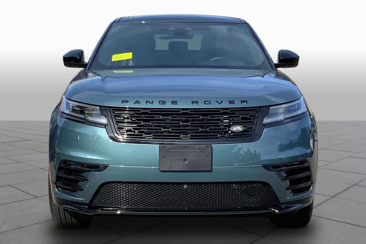 Used 2026 Land Rover Range Rover Velar Dynamic SE AWD/4WD image 3