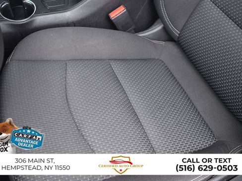 Used 2024 GMC Terrain SLE AWD/4WD image 12