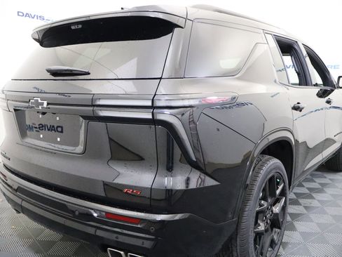 New 2026 Chevrolet Traverse RS image 5