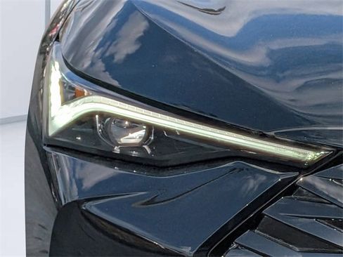 Certified 2025 Acura ADX A-Spec image 9