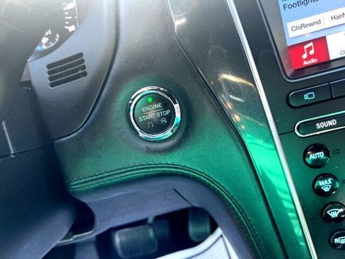 Used 2018 Ford Explorer Platinum image 30